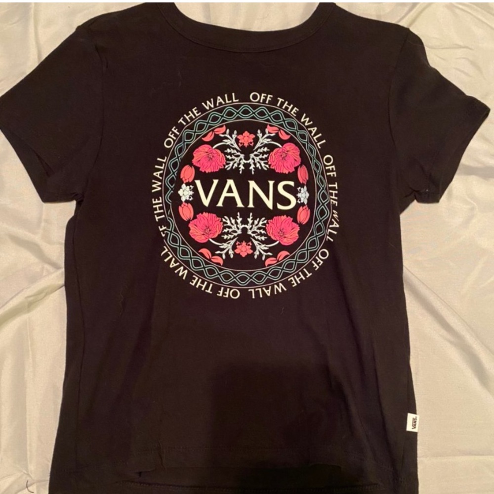 Vans top